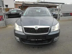 Anthracitegrau metallic Gebraucht 2010 Skoda Octavia Impuls Edition Kombi | 4.199 € (Fairer Preis)