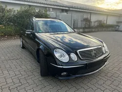 Obsidianschwarz metalliclack Gebraucht 2005 Mercedes E55 AMG AMG Kombi | 32.999 €