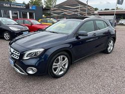 Blau Gebraucht 2017 Mercedes GLA220 SUV | 17.990 € (Fairer Preis)
