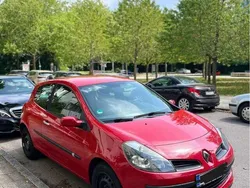 Gebraucht 2006 Renault Clio II Dynamique Limousine | 2.990 € (Fairer Preis)