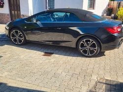 Schwarz Gebraucht 2014 Opel Cascada Edition Cabrio | 14.500 € (Etwas zu teuer)