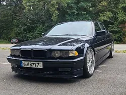 Blau Gebraucht 1999 BMW 735 Performance Limousine | 19.999 €
