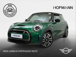 British racing green metallic Gebraucht 2021 Mini Cooper SE Classic Kleinwagen | 16.552 € (Fairer Preis)