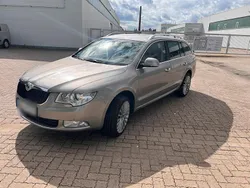 Andere farben Gebraucht 2012 Skoda Superb Kombi | 10.500 € (Teuer)