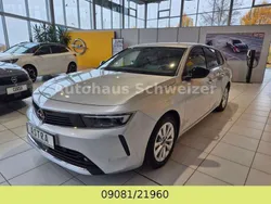 Kristall silber Gebraucht 2022 Opel Astra Business Edition Kombi | 24.990 €