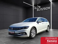 Oryxweiß perlmutteffekt Gebraucht 2022 VW Passat Business Kombi | 26.450 € (Fairer Preis)