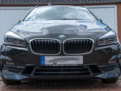 Schwarz Gebraucht 2020 BMW 220 Gran Tourer Efficient Dynamics Van / Kleinbus | 22.500 € (Guter Preis)