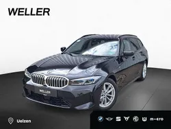 Black sapphire (schwarz) Gebraucht 2024 BMW 320 M Sport Kombi | 39.450 € (Fairer Preis)