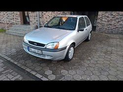 Silber Gebraucht 2001 Ford Fiesta Limousine | 1.345 € (Fairer Preis)