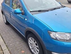 Blau Gebraucht 2014 Dacia Sandero Ambiance Limousine | 4.500 € (Guter Preis)