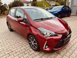 Tokiorot Gebraucht 2018 Toyota Yaris Hybrid Team Kleinwagen | 14.900 € (Fairer Preis)