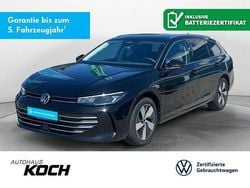 Grenadillschwarz metallic Gebraucht 2024 VW Passat Business Kombi | 36.995 € (Superpreis)