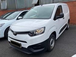 Weiß Gebraucht 2021 Toyota Proace City City Van / Kleinbus | 10.950 €