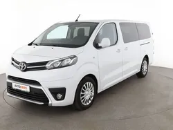 Weiß Gebraucht 2023 Toyota Proace Verso Team Kombi | 38.420 € (Guter Preis)