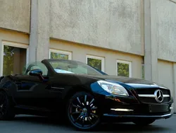 Schwarz Gebraucht 2011 Mercedes SLK200 Cabrio | 14.740 € (Superpreis)