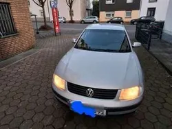 Gebraucht 1999 VW Passat Comfortline Limousine | 1.100 € (Fairer Preis)