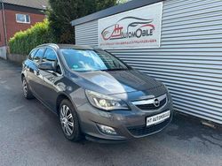 Grau Gebraucht 2011 Opel Astra Kombi | 3.499 € (Fairer Preis)