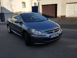 Grau Gebraucht 2004 Peugeot 307 CC Cabrio | 4.500 €