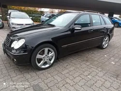 Schwarz Gebraucht 2007 Mercedes C320 Kombi | 3.650 €