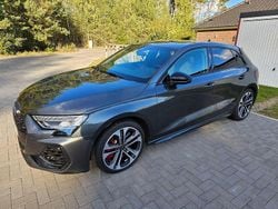 Grau Gebraucht 2024 Audi S3 Sport Limousine | 39.990 € (Superpreis)
