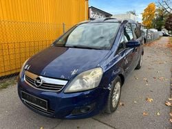 Blau Gebraucht 2008 Opel Zafira Cosmo Van / Kleinbus | 1.150 € (Superpreis)