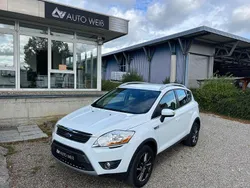 Weiß Gebraucht 2013 Ford Kuga Champions Edition SUV | 6.890 € (Fairer Preis)