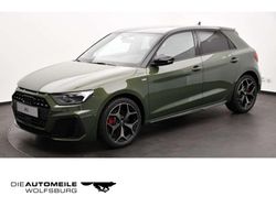 Distriktgrün metallic / schwar Neu 2025 Audi A1 S-Line Kleinwagen | 38.800 € (Fairer Preis)