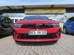 Chili rot/kardio rot Gebraucht 2022 Opel Astra GS Line Limousine | 27.990 € (Teuer)