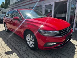 Rot Gebraucht 2022 VW Passat Business Kombi | 12.999 € (Etwas zu teuer)