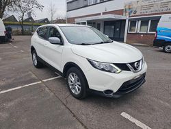 Weiß Gebraucht 2016 Nissan Qashqai SUV | 8.500 €