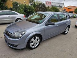 Lichtsilber m2 Gebraucht 2004 Opel Astra Elegance Limousine | 4.000 € (Etwas zu teuer)