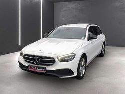 Weiß Gebraucht 2022 Mercedes E300 Kombi | 23.990 € (Fairer Preis)