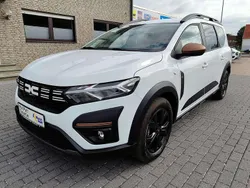 Gletscherweiss Gebraucht 2024 Dacia Jogger Extreme Van / Kleinbus | 18.990 € (Guter Preis)