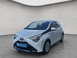 Pianosaweiß Gebraucht 2020 Toyota Aygo X-play Kleinwagen | 6.990 € (Guter Preis)