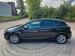 Schwarz Gebraucht 2017 Opel Astra Limousine | 10.200 € (Guter Preis)
