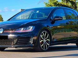 Schwarz Gebraucht 2015 VW Golf GTI Limousine | 17.990 € (Fairer Preis)