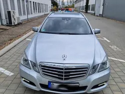 Silber Gebraucht 2010 Mercedes E250 Avantgarde Kombi | 13.000 € (Etwas zu teuer)