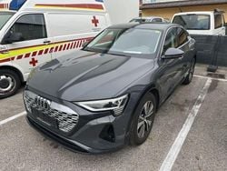 Grau Gebraucht 2023 Audi Q8 e-tron Business SUV | 39.120 €