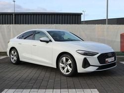 Gletscherweiß metallic Gebraucht 2025 Audi A5 Basis Limousine | 41.530 € (Superpreis)