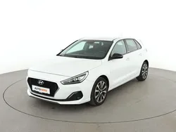 Weiß Gebraucht 2020 Hyundai i30 YES! Limousine | 17.390 €