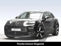 Tiefschwarzmetallic Gebraucht 2024 Porsche Macan SUV | 99.400 € (Teuer)
