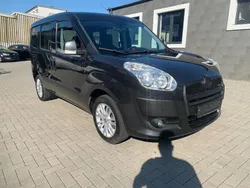 Schwarz Gebraucht 2014 Fiat Doblò Van / Kleinbus | 4.500 € (Fairer Preis)
