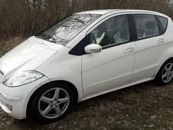 Weiß Gebraucht 2007 Mercedes A150 Elegance Van / Kleinbus | 2.200 € (Guter Preis)