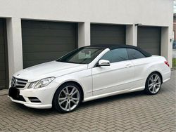 Weiß Gebraucht 2012 Mercedes E250 AMG line Cabrio | 10.200 € (Guter Preis)