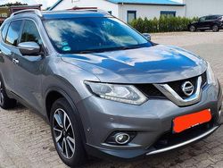 Grau Gebraucht 2017 Nissan X-Trail Tekna SUV | 11.800 € (Guter Preis)