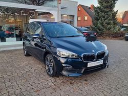 Blau Gebraucht 2018 BMW 218 Sport Line Kombi | 21.490 € (Teuer)