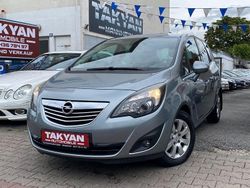 Silber Gebraucht 2011 Opel Meriva Innovation Van / Kleinbus | 4.990 € (Fairer Preis)