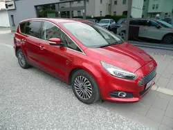 Ruby rot Gebraucht 2019 Ford S-MAX Titanium Van / Kleinbus | 21.490 € (Superpreis)