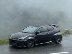 Schwarz Gebraucht 2022 Toyota Yaris Limousine | 38.000 € (Teuer)