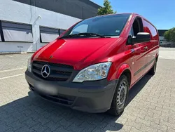 Rot Gebraucht 2016 Mercedes Vito Van / Kleinbus | 6.990 € (Guter Preis)